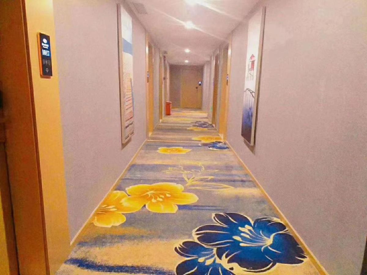 Vienna Hotel Zhongshan Xiaolan Exterior photo